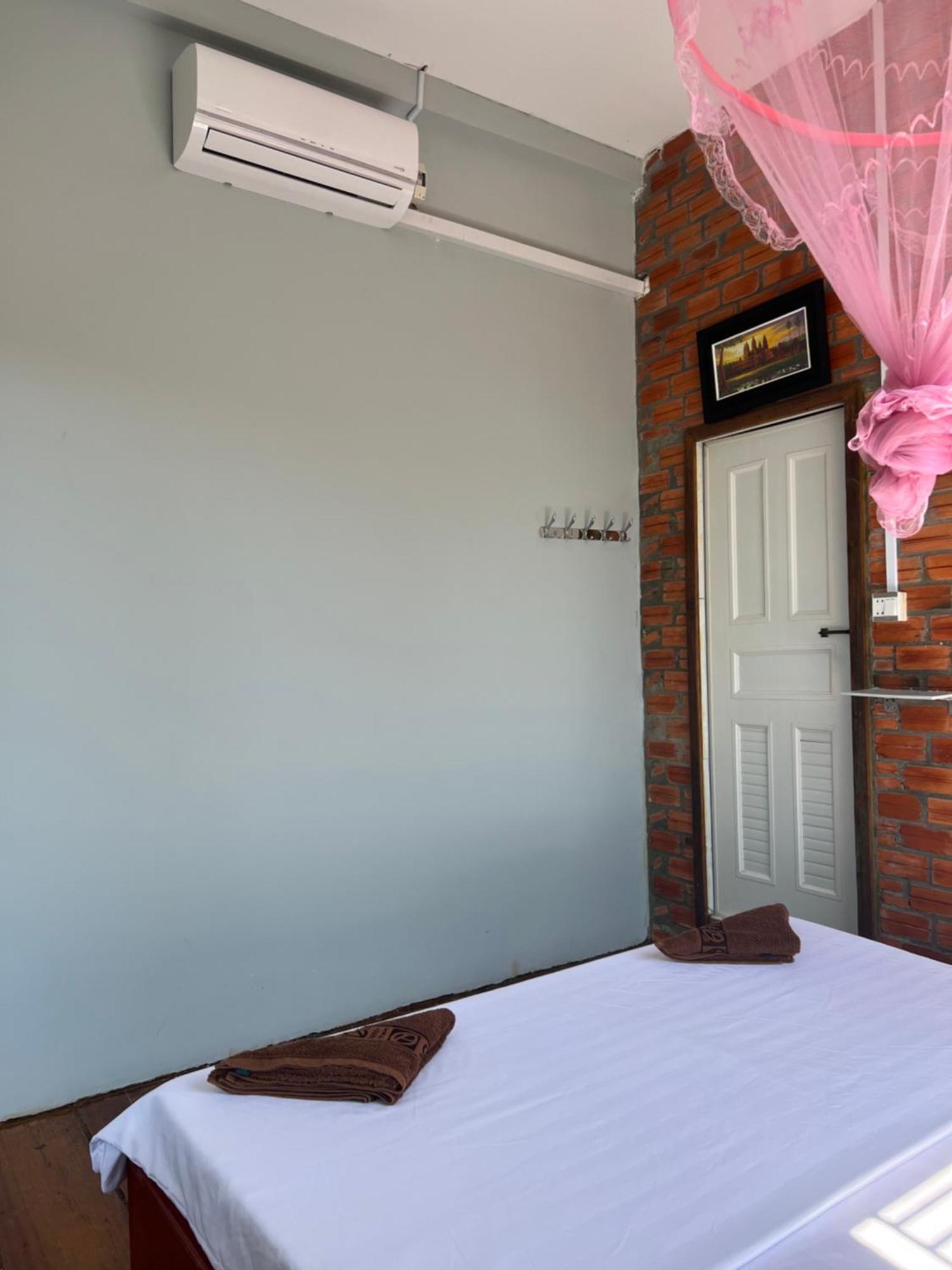 Ing Ing Guesthouse Koh Rong Sanloem Luaran gambar