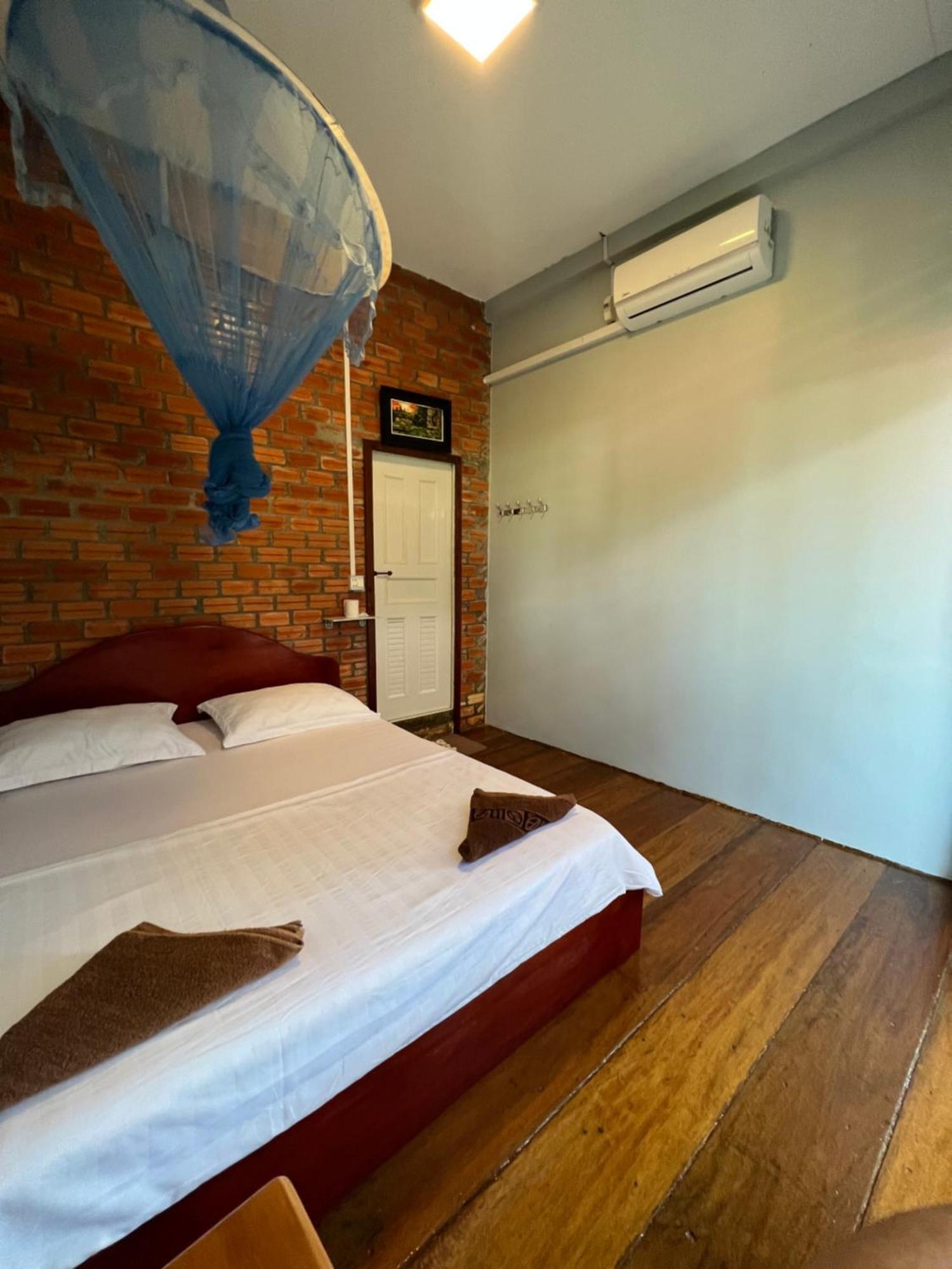 Ing Ing Guesthouse Koh Rong Sanloem Luaran gambar