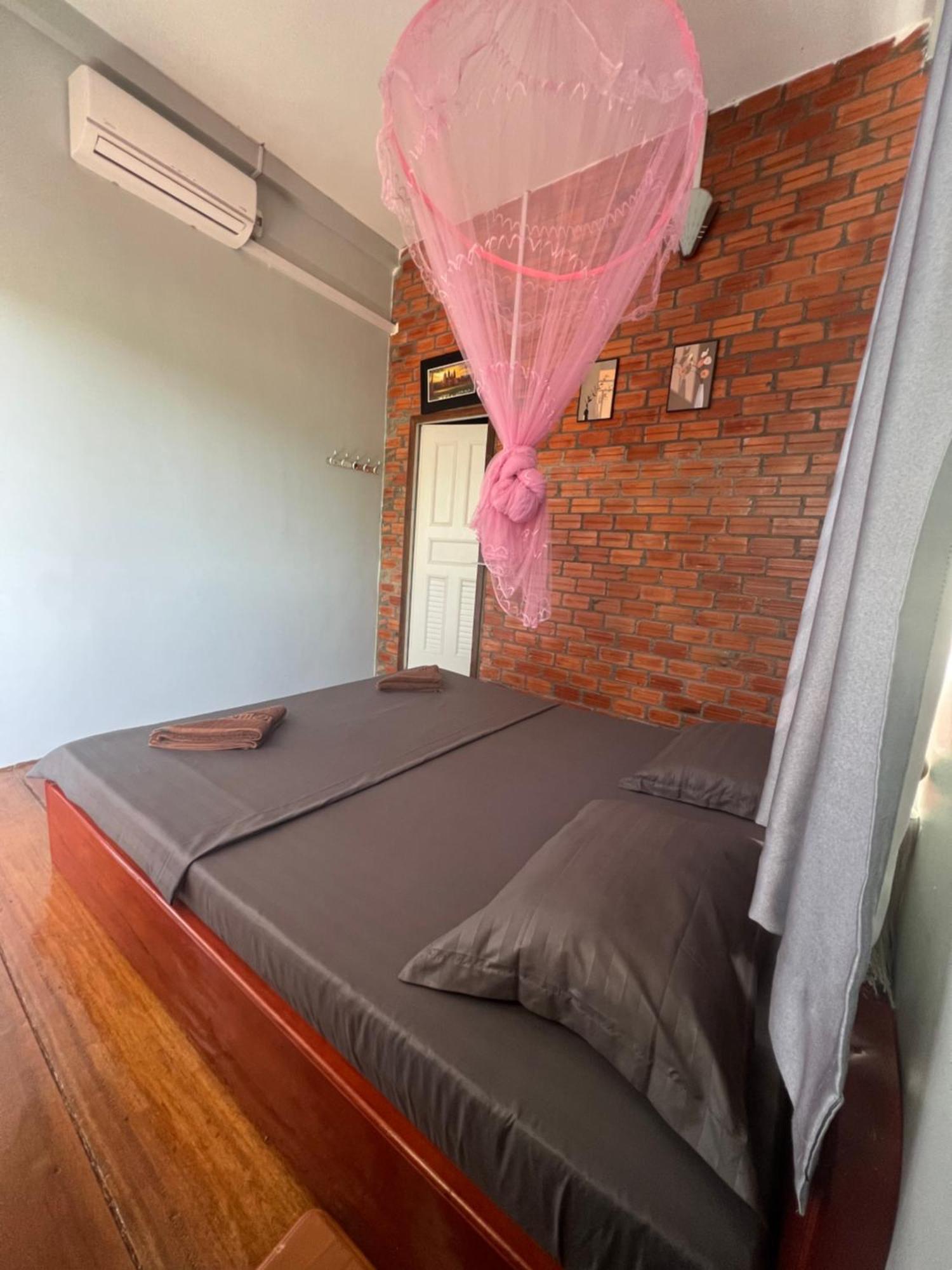Ing Ing Guesthouse Koh Rong Sanloem Luaran gambar