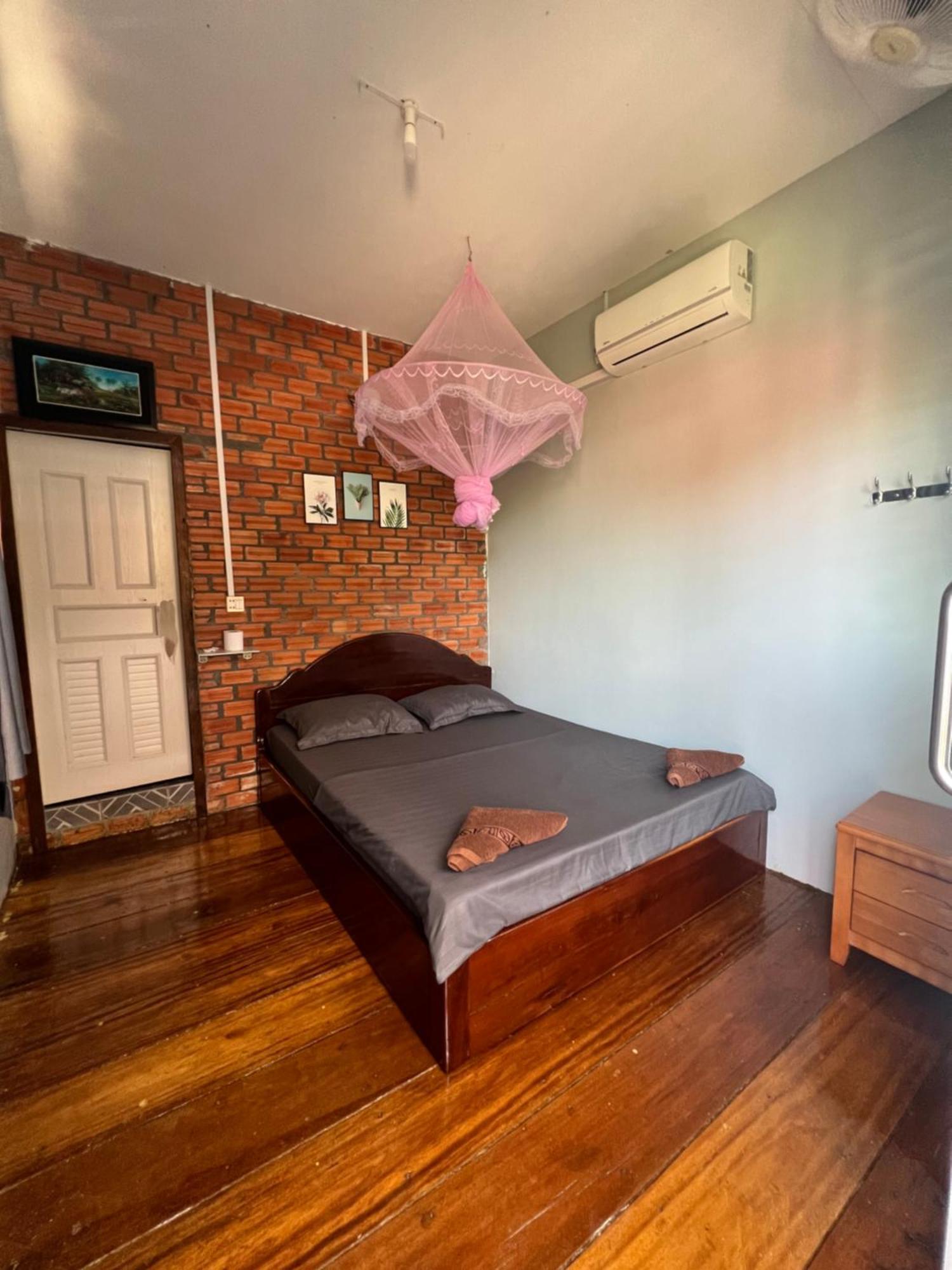 Ing Ing Guesthouse Koh Rong Sanloem Luaran gambar